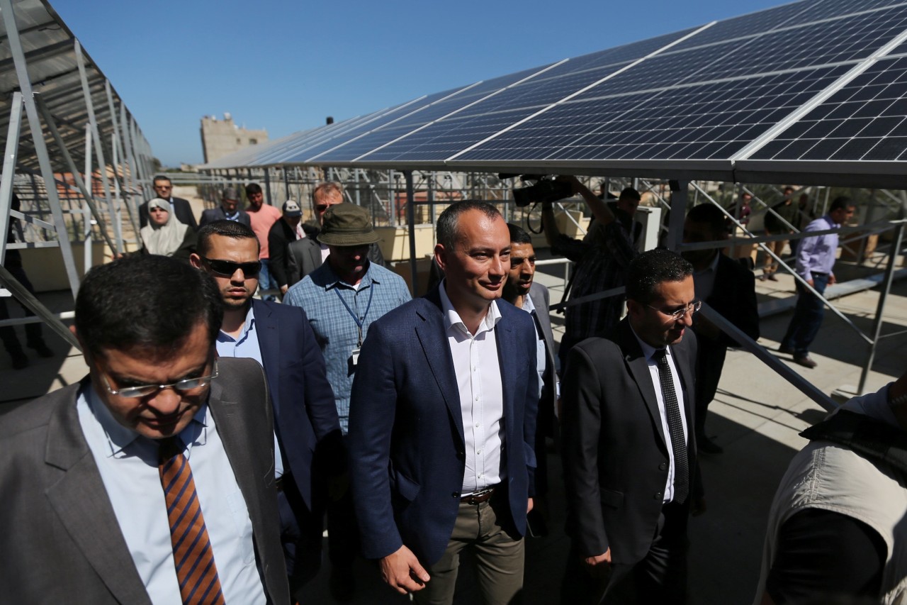 In 2019, Nickolay Mladenov, the U.N.’s envoy for Mideast peace at the time, visited a solar energy project in the Gaza Strip.